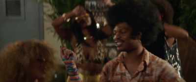 ♪ We need the funk ♪ - Spinning Gold