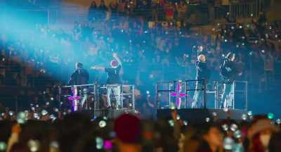 We were never once alone, - Burn the Stage: The Movie