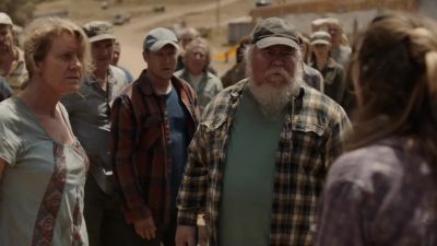 We only have six weeks of water left. - Fear the Walking Dead