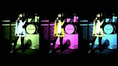 We had our little single
out. Suzi was 14. I was 16. - Suzi Q
