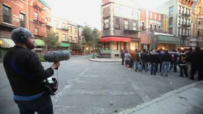 We had over a hundred
Farsi-speaking Persian extras. - Making Waves: The Art of Cinematic Sound