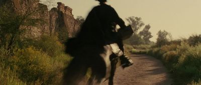 We really have to work on your English - The Legend of Zorro