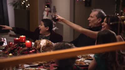 We remember the year mom and dad went crazy. - Modern Family