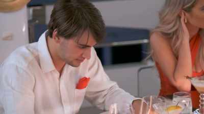 We'’ll go round
the table with it. - Below Deck Mediterranean