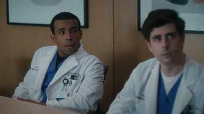 We saw a psychologist
to figure out - Fleishman Is in Trouble