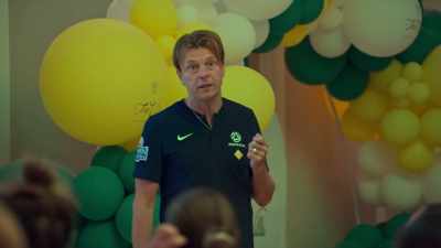 We saw in training yesterday,
how quickly you can move that ball. - Matildas: The World at Our Feet