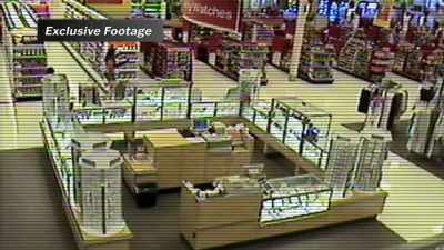We see Kelsey walk
around the store, - Final Moments