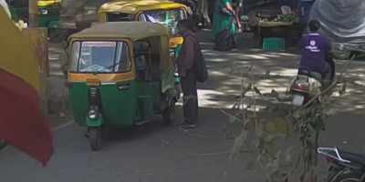 We see so many people,
but we don't recognize him. - Crime Stories: India Detectives