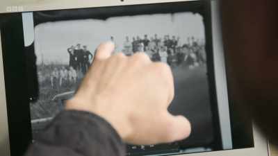 We see members of the Navy here, - How the Holocaust Began