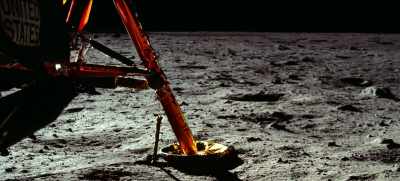 We see you're getting
some pictures - Apollo 11