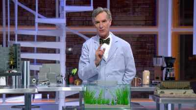 We sent Karlie Kloss to Venice, Italy, - Bill Nye Saves the World