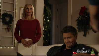 - We should all get some rest.
- Yeah. - Road to Christmas