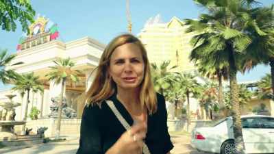 We should continue going
'cause the security guards at - Trafficked with Mariana van Zeller