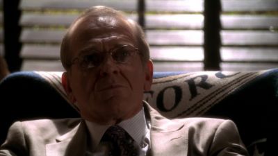 We should discuss it. - The West Wing