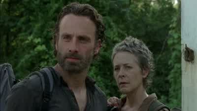 We should get back. - The Walking Dead