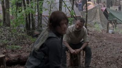 We should go work that grid. - The Walking Dead