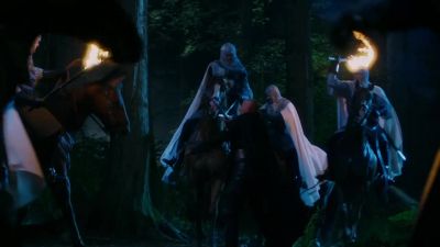 We should split up, divide them. - Once Upon a Time