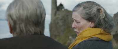 We should've gone home,
when you asked me to. - The Last Bus
