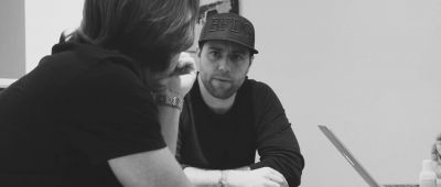 We sit with the set tomorrow then? - Leave the World Behind