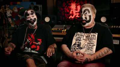 We sold 10 million
records, guaranteed. - The United States of Insanity