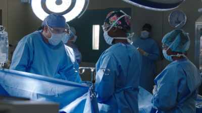 We take a catheter and we insert
a small balloon in your aorta. - The Resident
