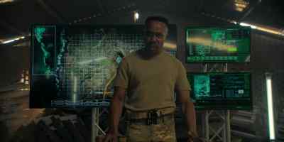 We take him dead or alive,
and we complete the mission - Sniper: The Last Stand