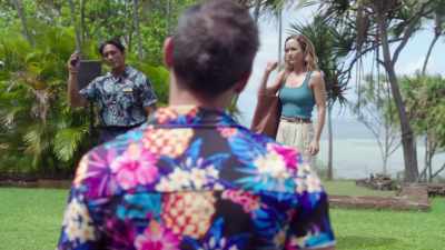 We take our cell-phone rule
very seriously. - Romance in Hawaii