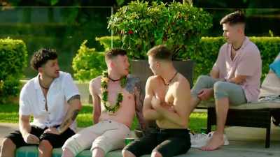 - We were talking, bro. Great chat,
bro. Actually top tier chat. - FBOY Island NZ