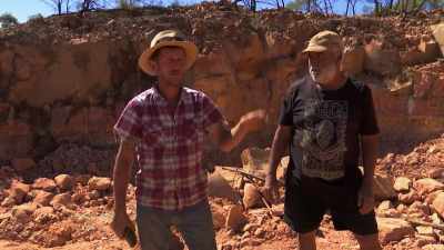 We thought,
"Well, let's put a camp here." - Outback Opal Hunters