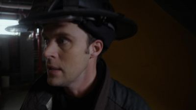 We had to kill our radios. - Chicago Fire