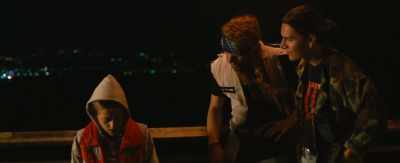 We uh... we met down on the...
on The Strand. - Age of Summer