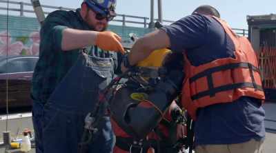 We use a compressor system
and we're hooked to - Sewer Divers