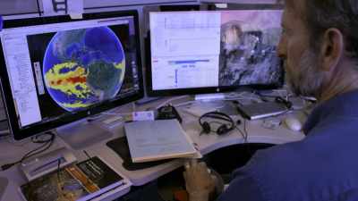 We use satellites
to look at the sea surface temperatures - Chasing Coral