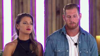 ♪ WE WALK THROUGH THE FIRE
AISSATA AND YAMEN. - Love Island