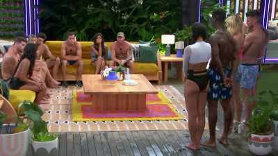 >> WE WANT THE SAVE THIS PERSON
BECAUSE THE SECOND THAT THEY'VE - Love Island