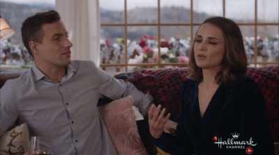 We wanted this time
to just be about you two. - Valentine in the Vineyard