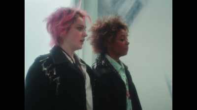 - We...
- We want to change our lives. - Pistol