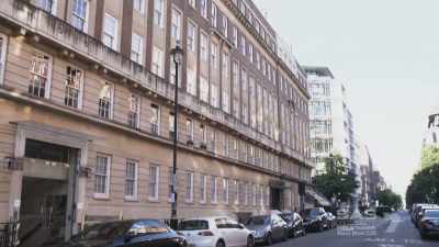 We went to the ground floor flat - The Real Manhunter