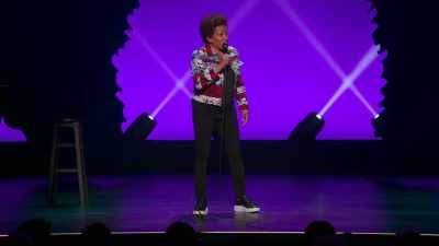 We were, uh,
standing in the backyard or whatever, - Wanda Sykes: I'm an Entertainer