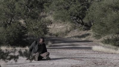 We weren't gonna
leave them out there. - Fear the Walking Dead