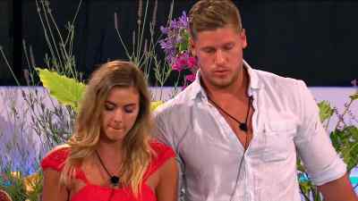 We will be sending this couple home
tonight because from day one, - Love Island Australia