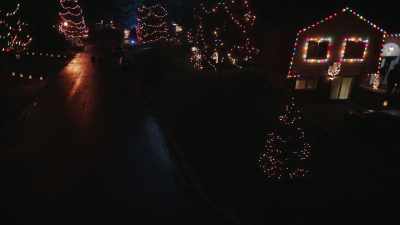 ♪ We wish you a merry Christmas ♪ - The Moodys
