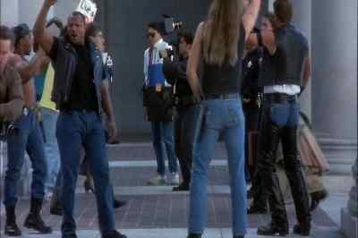 We won't stop! We won't stop! - And the Band Played On