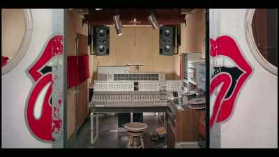 We were working with -
it sounded flash - - Simple Minds: Everything is Possible