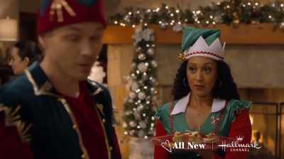 We would have a better view
from the dance floor. - The Santa Stakeout