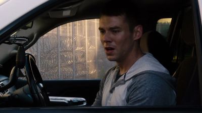 [weakly] Help me. - Sense8