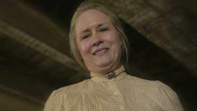 [ Weakly ] Mother.
Mother, it was horrible. - True Terror with Robert Englund