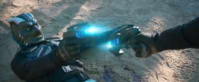 (weapons whirring) - Alien Planet