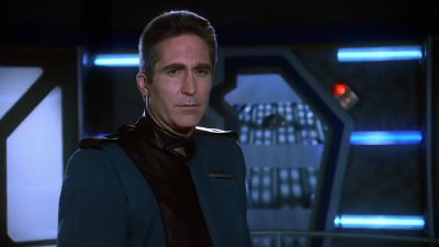 Welcome to Babylon 5, Mr. President.
You're cleared for immediate docking. - Babylon 5
