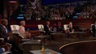 Welcome back to the
"Shark Tank" special live event - Shark Tank